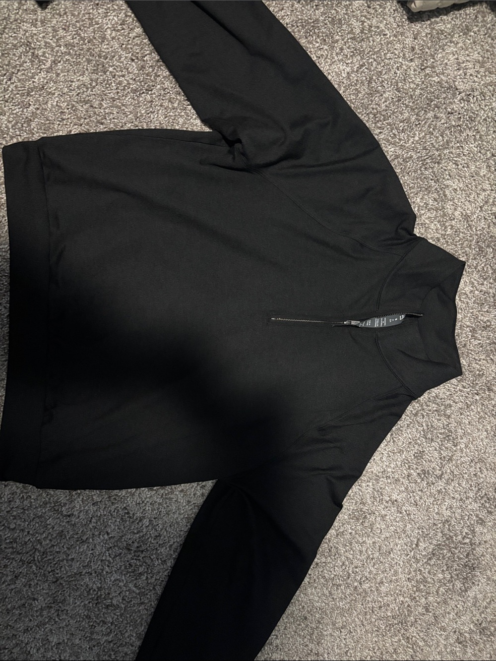 Vuori women’s  1/4 zip sweater